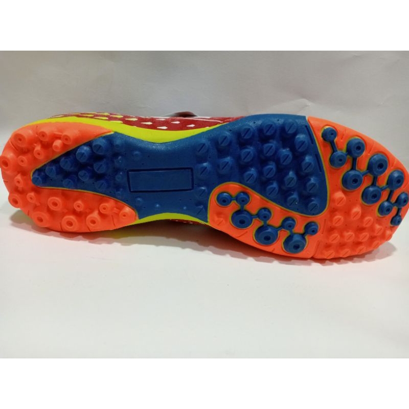 sepatu mini soccer