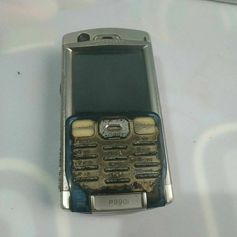 mesin Sony Ericsson p990i