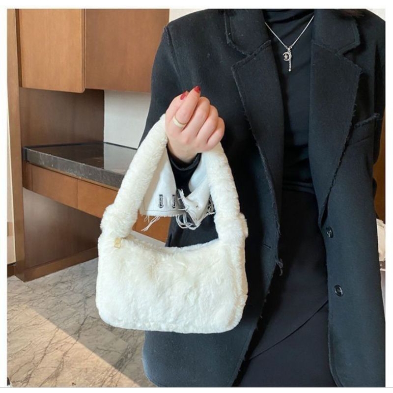 Tas cewek/tas bulu/slingbag