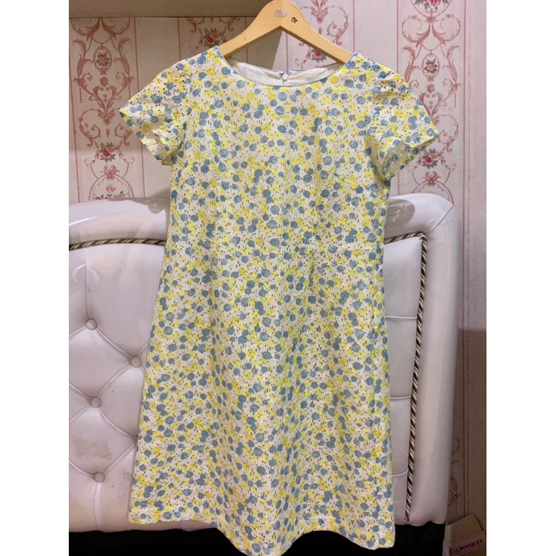 Preloved Dress Flower