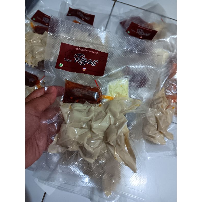 

Pangsit Kuah Chili Oil by Dapur Raos