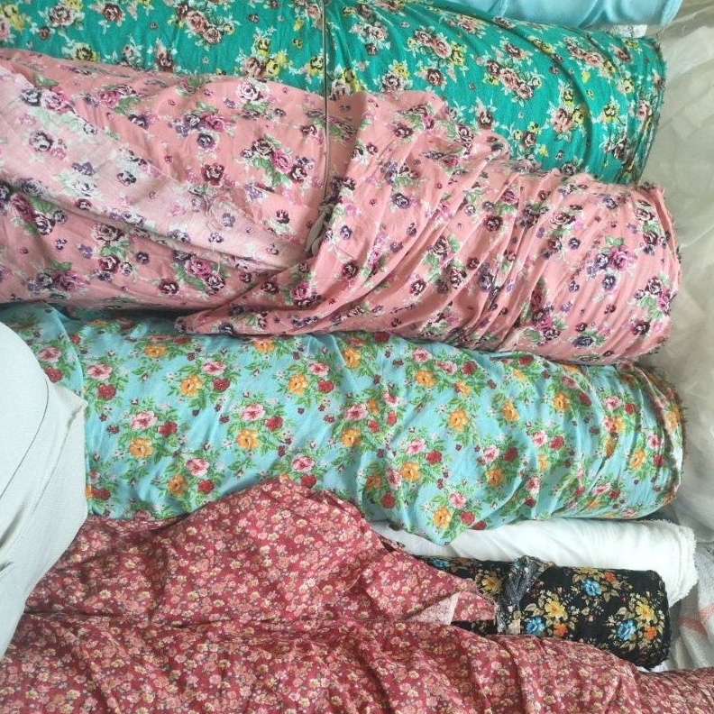 KODE H52L KAIN KILOAN KATUN JEPANG LOKAL MOTIF BUNGA KECIL LEMBUT