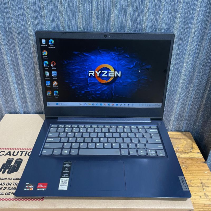 Laptop Lenovo IdeaPad Slim 3 Amd Ryzen 3 - 4300U Ram 8Gb/SSD 512Gb Vga Amd Radeon (TM) Graphic