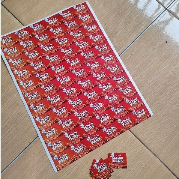

CETAK STIKER CUSTOM