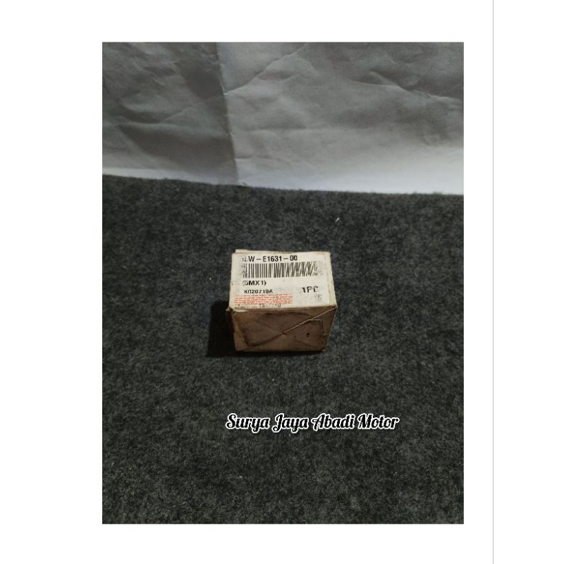 Piston Yamaha Nouvo Oversize STD (5LW-E1631-00) Orisinil