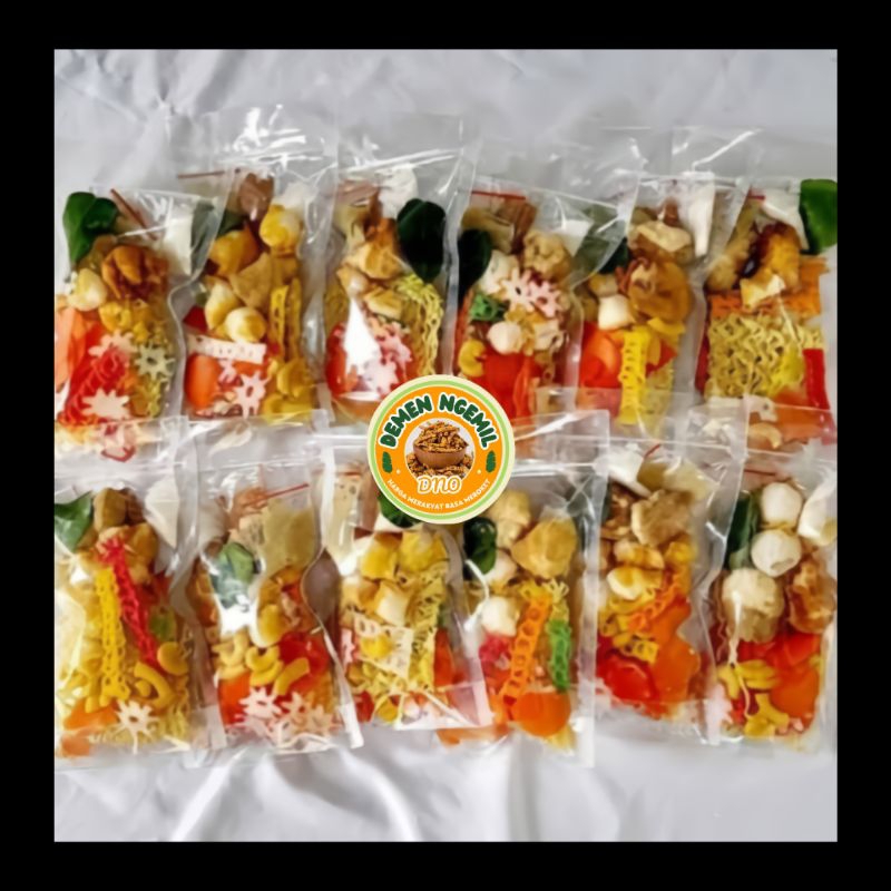 

[FREE BASRENG] Paket Hemat 8 PCS Seblak Instan Demen Ngemil
