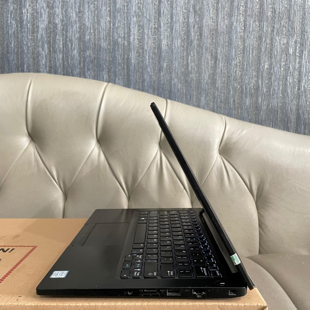 Laptop Dell Latitude 7390