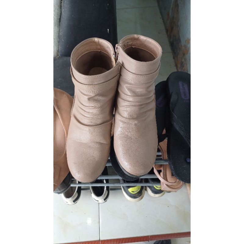 preloved sepatu boots