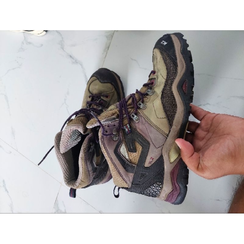 sepatu gunung k2 second 42
