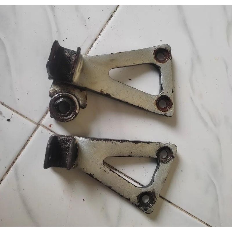 footstep belakang satria lumba atau footstep belakang satria hiu atau bostep belakang satria lumba