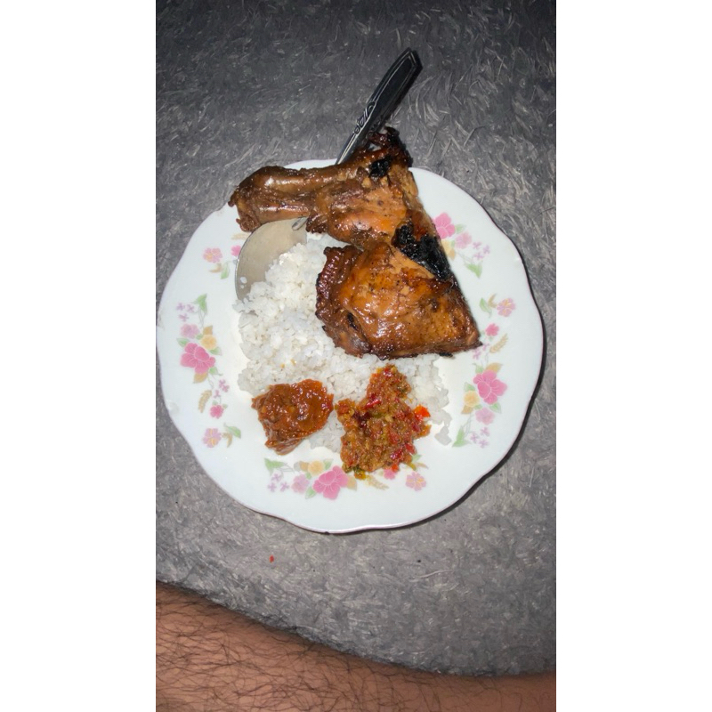 

NASI AYAM 1000pcs spshahsjbsjhsbsjsudnd