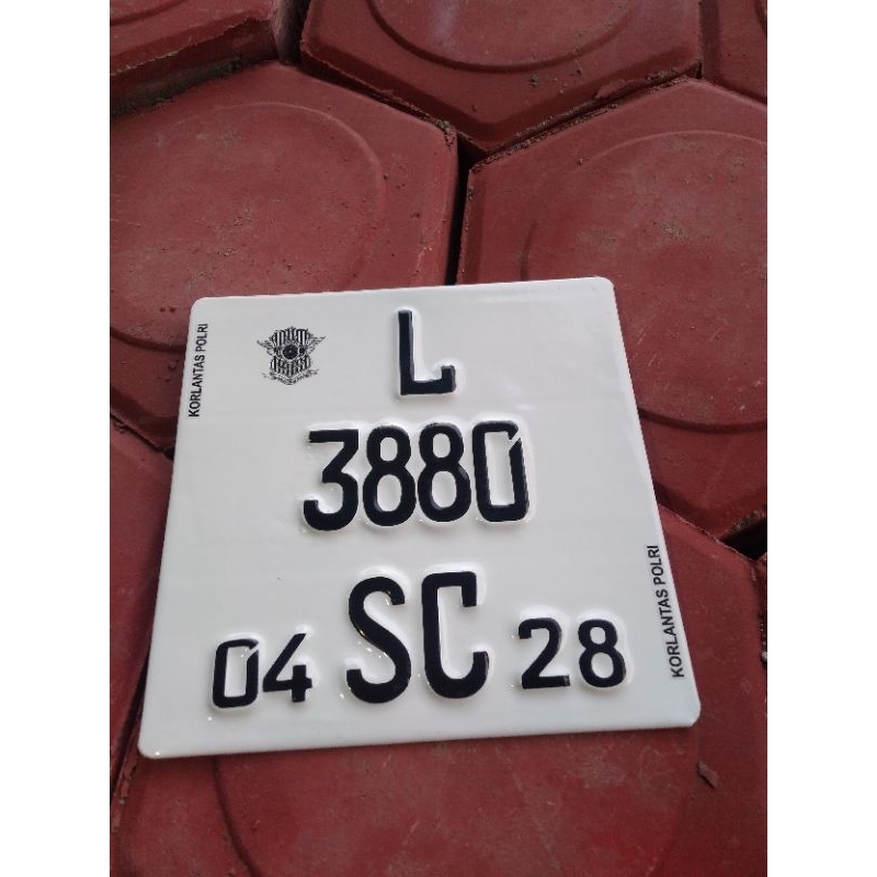 Plat vespa BELAKANG KOTAK