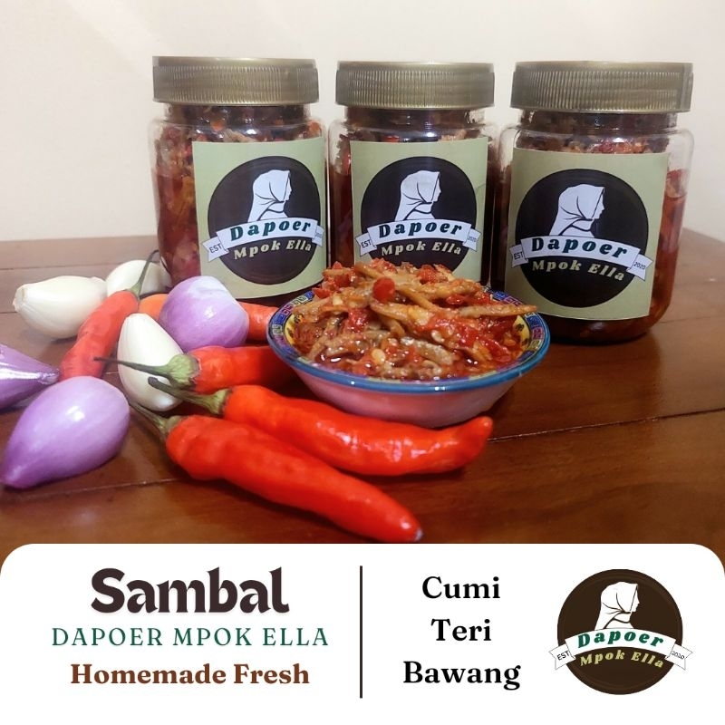 

Sambal Homemade Dapoer Mpok Ella (200gr) - Sambal Cumi, Teri, dan Bawang