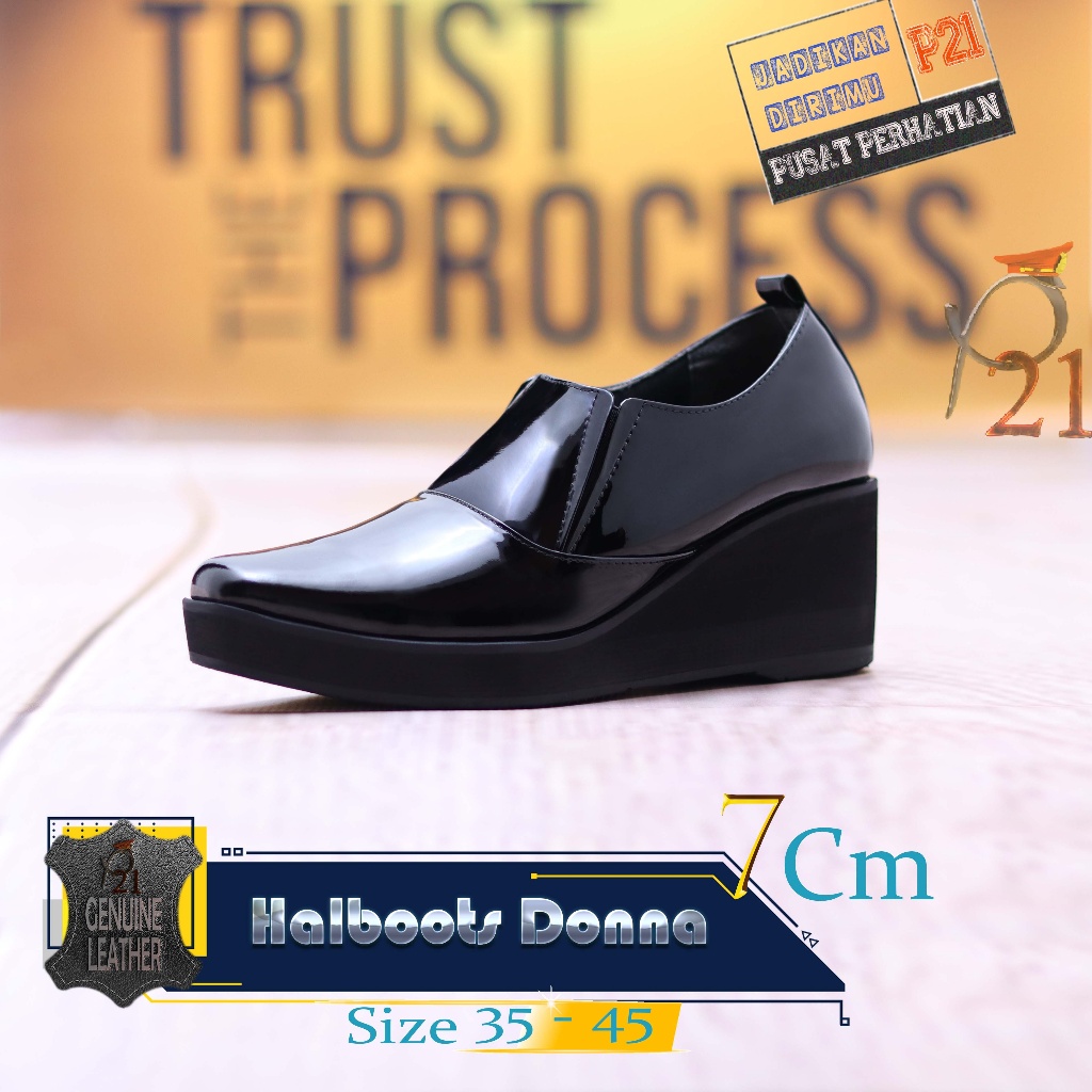 Sepatu PDH / Sepatu Polwan / Sepatu Polisi / Merk "P21" Tipe Halfboots Donna Hak 7 Cm