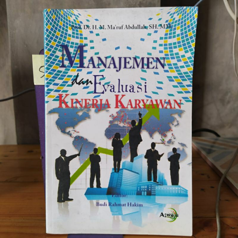 MANAJEMEN DAN EVALUASI KINERJA KARYAWAN