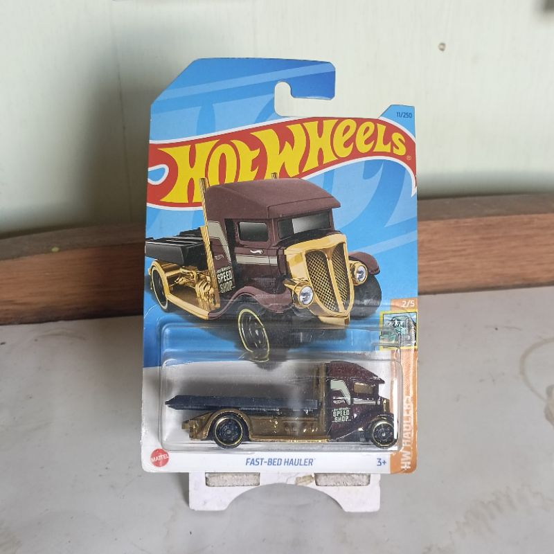 Hot Wheels Fast Bed Hauler