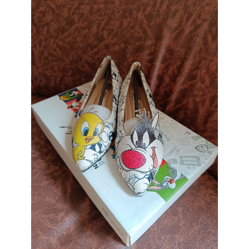 ITTAHERL PRICE Ittaherl Looney Tunes Sylvester Tweety Maxy Pointy | Ittaherl Katnis Dandelion Disney
