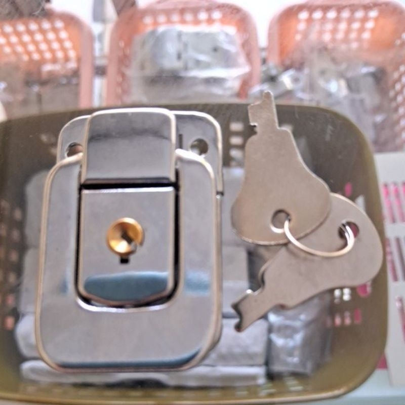 Kunci Koper Pengait Box Koper Kotak