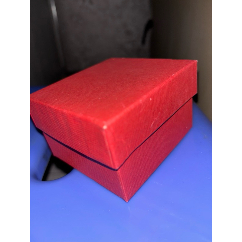 

Kotak Kado 8x8x4 Cm