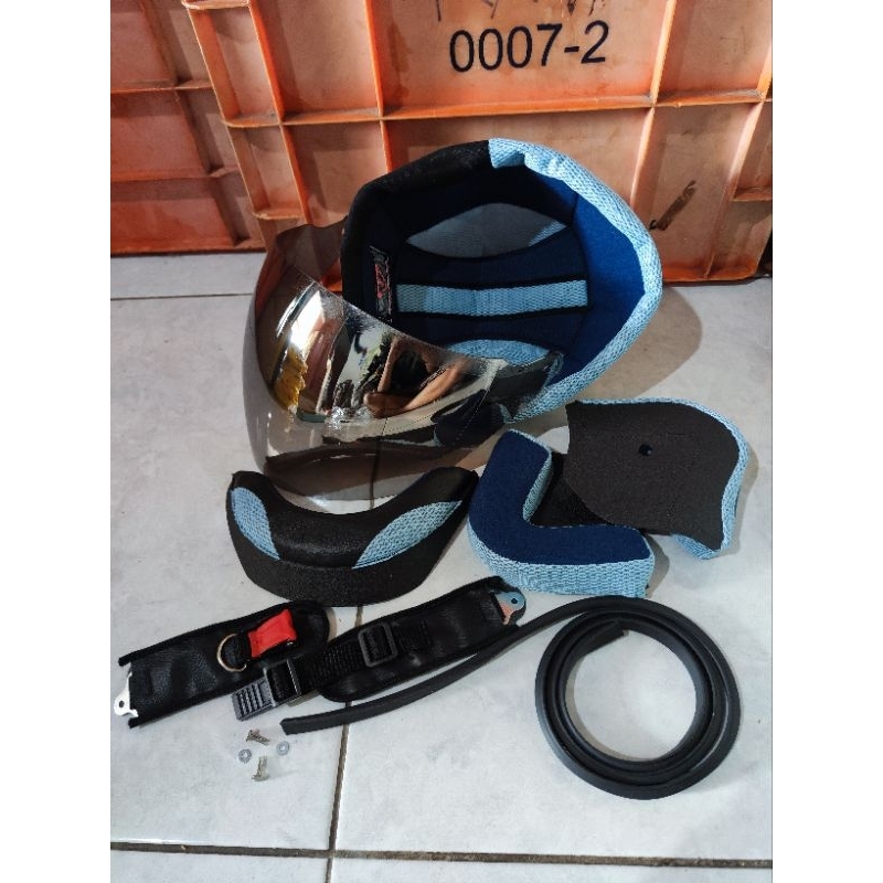 Spon Helm GM Evo + Kaca Helm GM Evo Busa helm GM Cewe