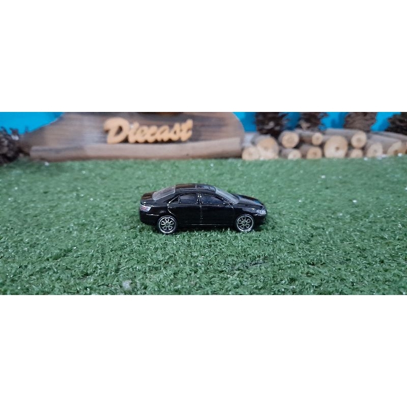 Diecast Miniatur Toyota Camry skala 1:64