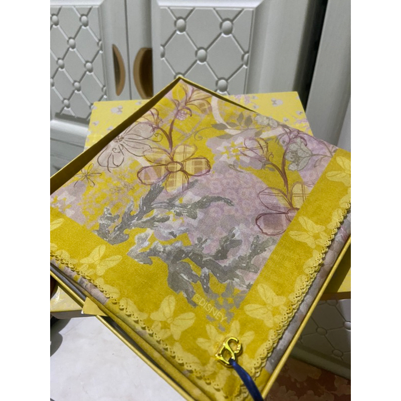 Buttonscarves The Dream Park | TDP Sun