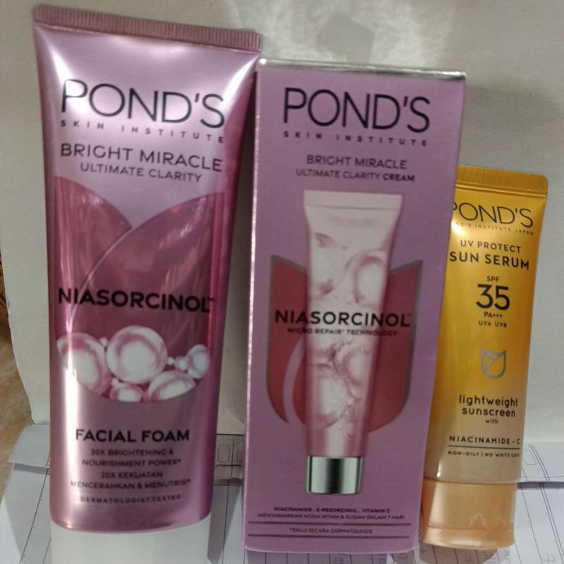 1 PAKET PONDS BRIGHT MIRACLE ULTIMATE CLARITY ( FACIAL FOAM 100GR, KRIM SIANG 40GR, SUNCREEN SPF 35 