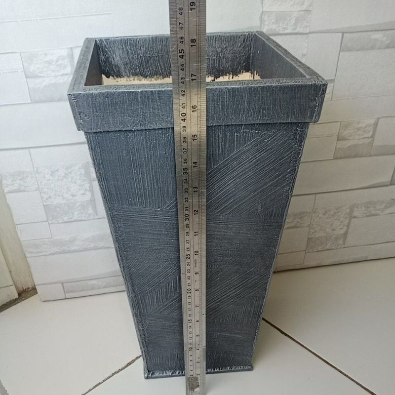 pot kayu tinggi 42cm