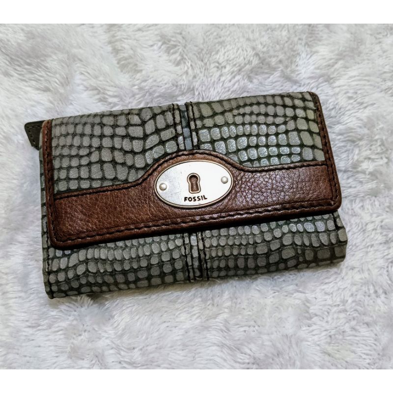 Dompet Fossil Maddox snakeskin grey coffee