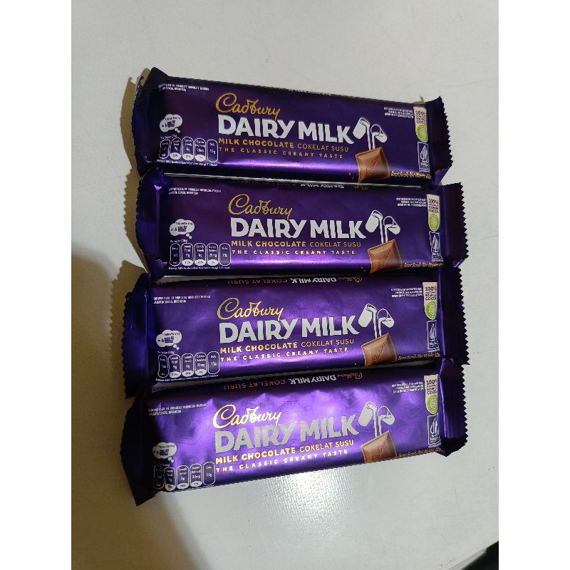 

coklat dairy milk 1 pic berat bersih 62gr