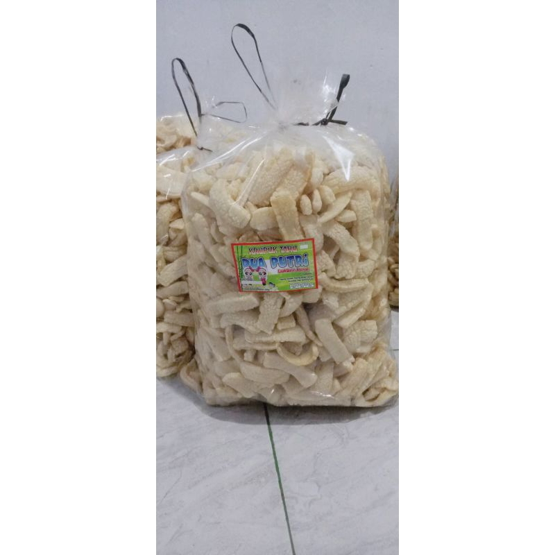 

Kerupuk Tahu Dua Putri