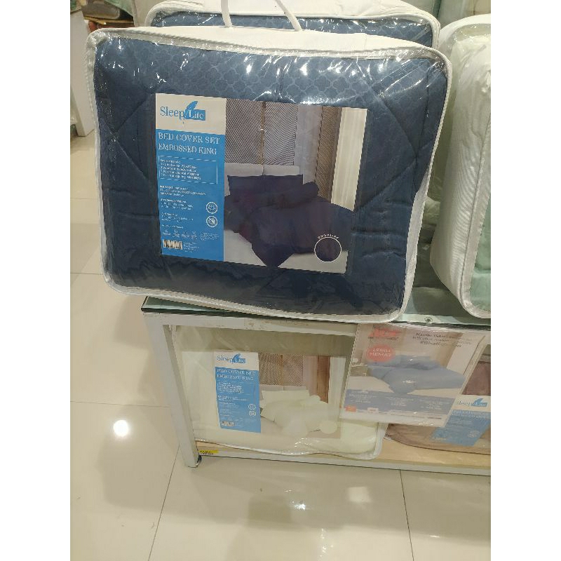 Bedcover ace hardware embosed
