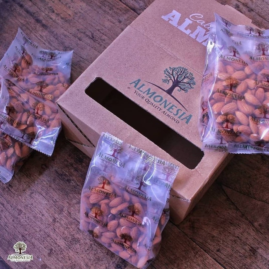 

Natural Whole Raw Almond / Almond Utuh 1kg