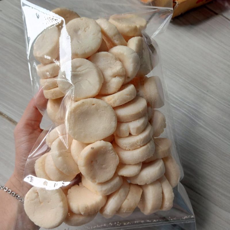 

Jual Kerupuk Kemplang Asli Palembang 110gr