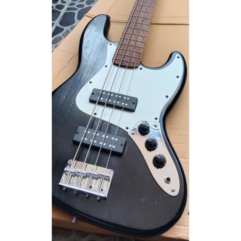 Bass Fender Jazz Bass New