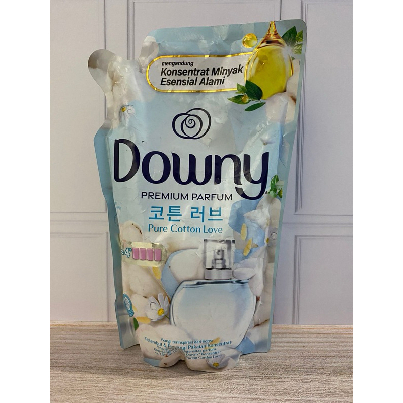Downy Premium Parfume 550 Ml / Downy Pewangi Murah