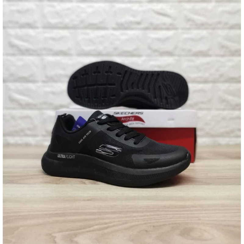 SEPATU SKECHERS ARCH FIT “ULTRA FLIGHT” UNISEX (SIZE 35-45) FREE KAOS KAKI