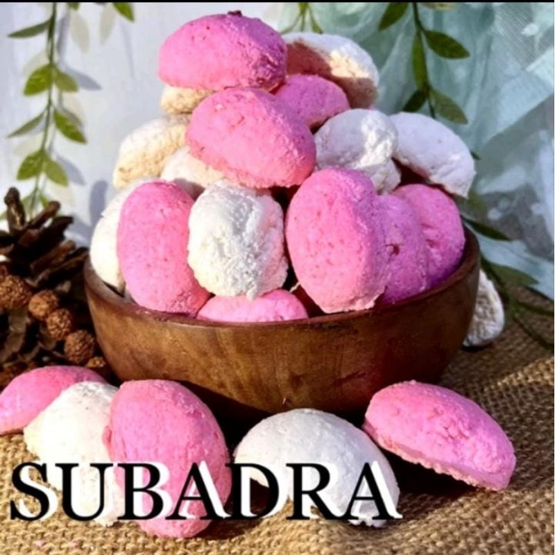 

KUE SEBADRA/KUE CAKETRA1 BUNGKUS SNACK BERAT 250gr/UNGU PUTIH LUMER DIMULUT