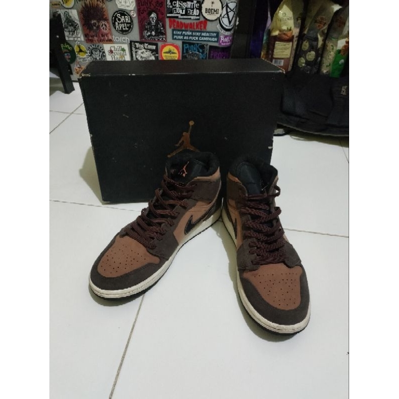 Original Nike Air Jordan 1 Mid Se Brown Sepatu