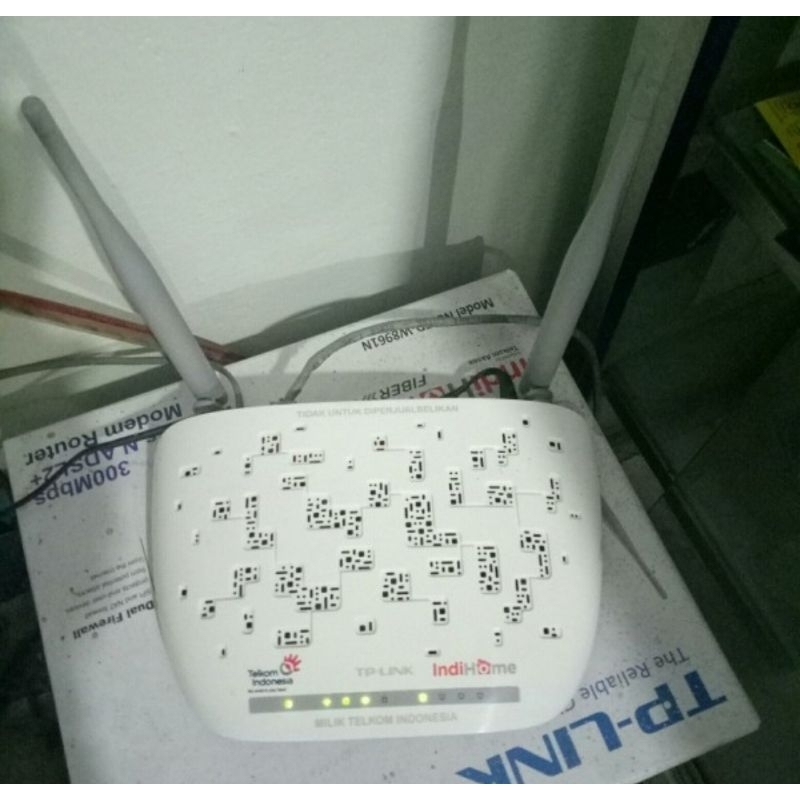 TP-Link Wireless Router Modem TD 8961N