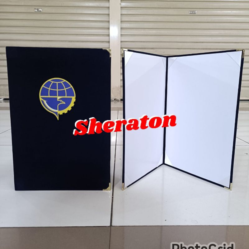 

custom map kantor map bludru upacara Dongker logo perhubungan UK. F4