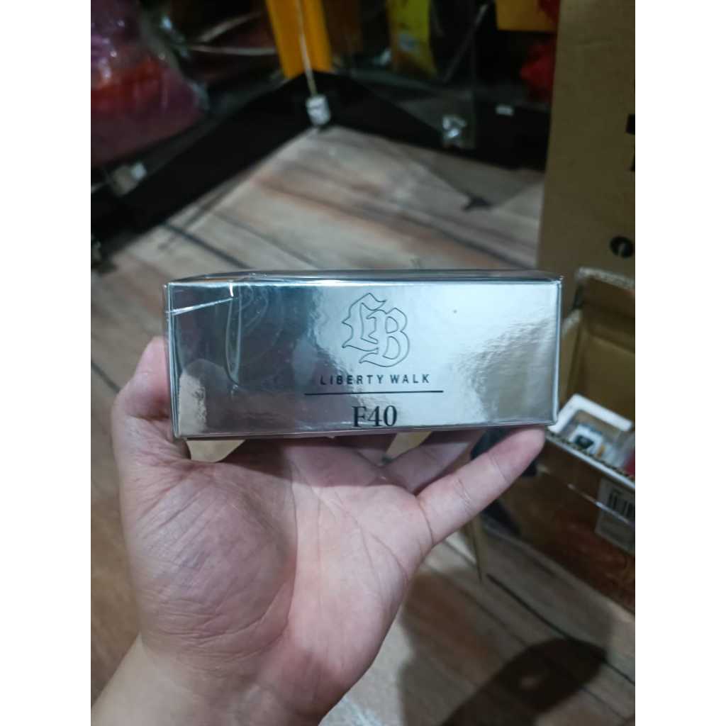 Inno64 Inno LBWK Ferrari F40 Chrome Silver Hobby Expo China 2024 Exclusive