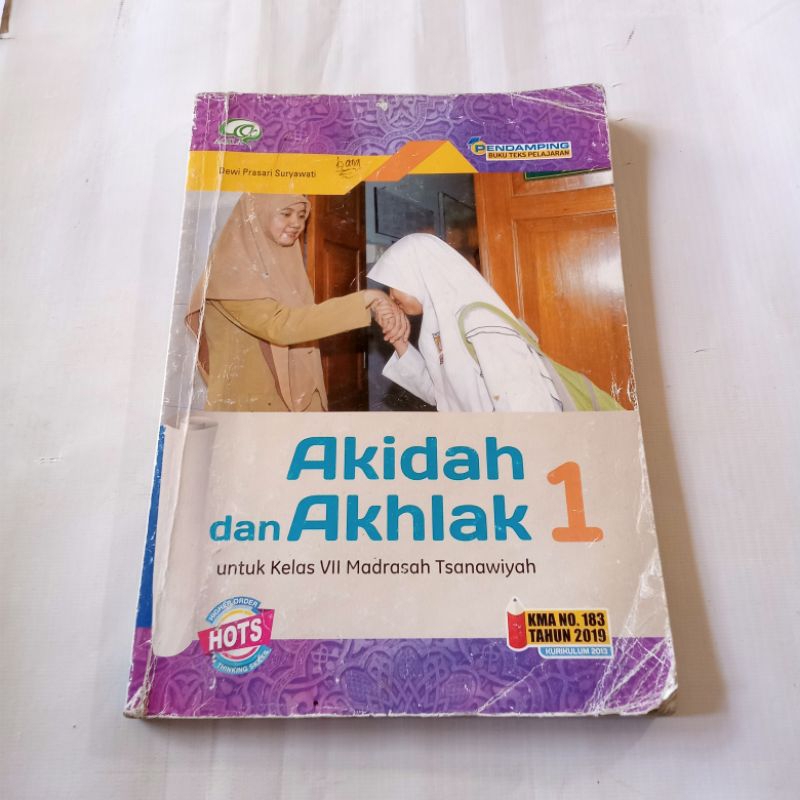 AKIDAH DAN AKHLAK KELAS 1 SMP