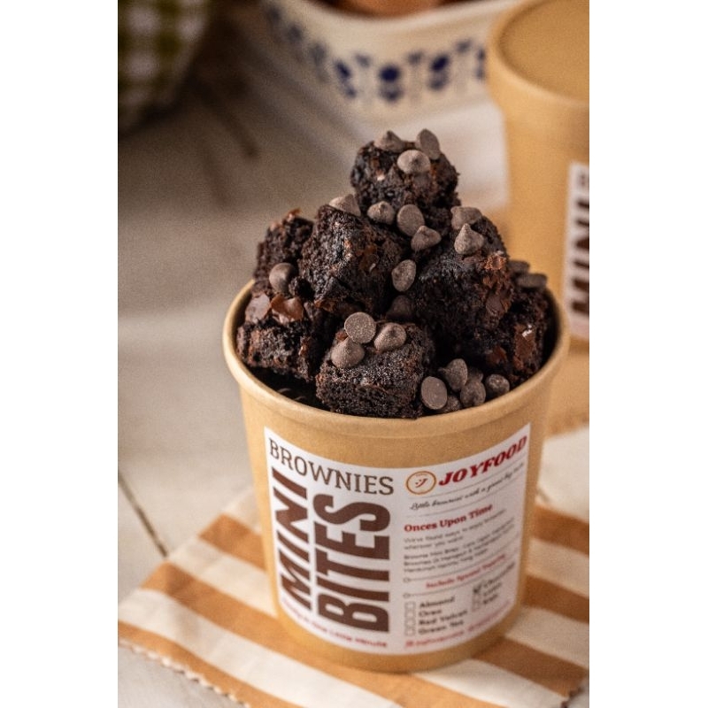 

Brownies Mini Bites Choco Chips – Camilan Lezat, Hanya Rp39rb!