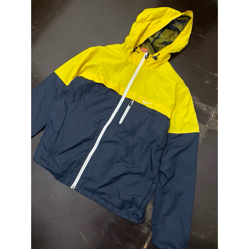 Jaket Nike Outdoor Gorpcore