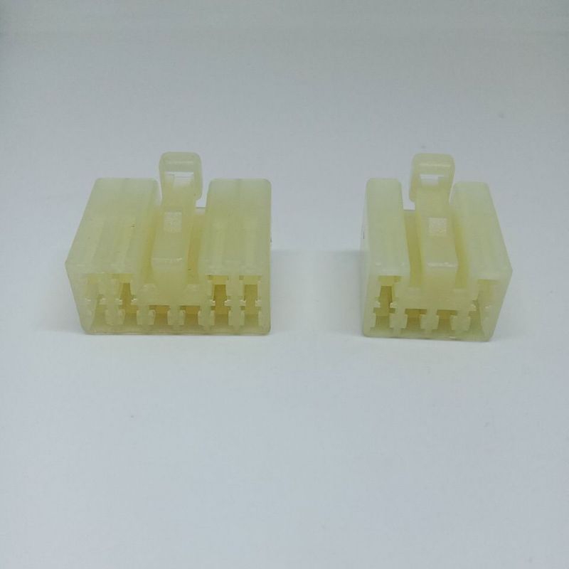 Soket kosongan head unit mobil toyota male soket tip mobil toyota