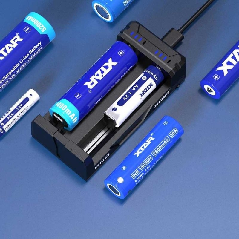 Cas Baterai XTAR LED Charger Baterai 2 Slot AA AAA 18500 Li-Ion Lampu Indikator LED Original / FC2 T