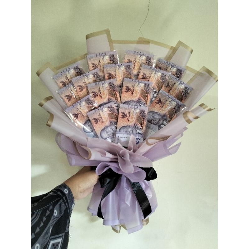 

Buket Snack ukuran Medium isi coklat asin mix bunga harga murah