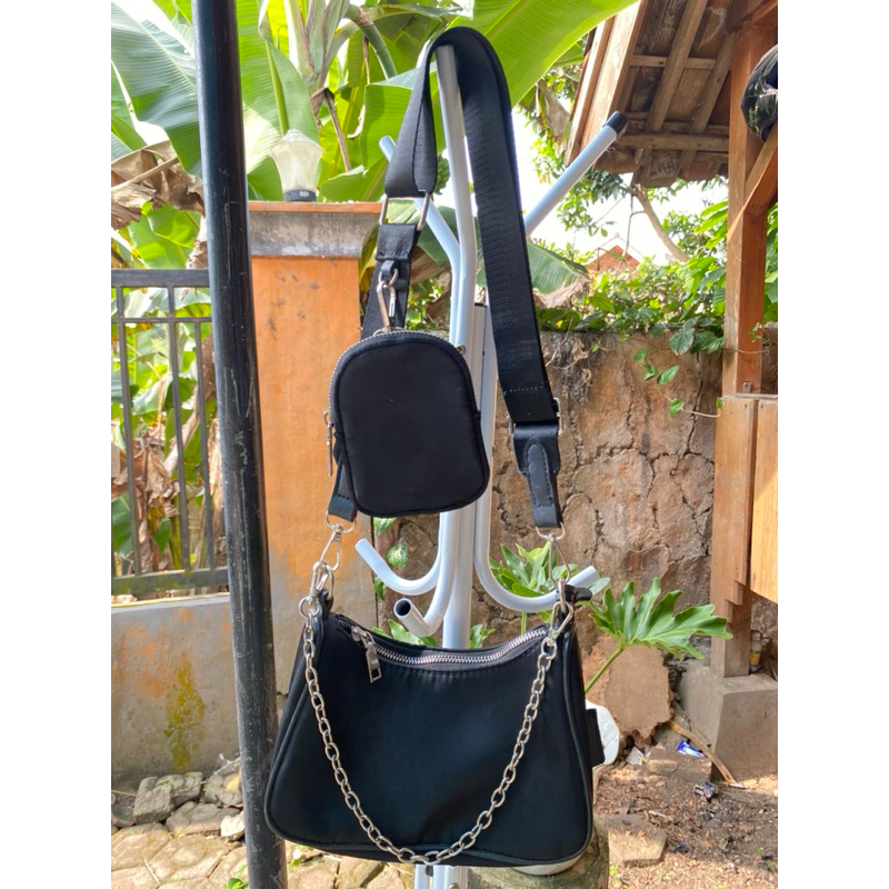 preloved tas oemo hitam