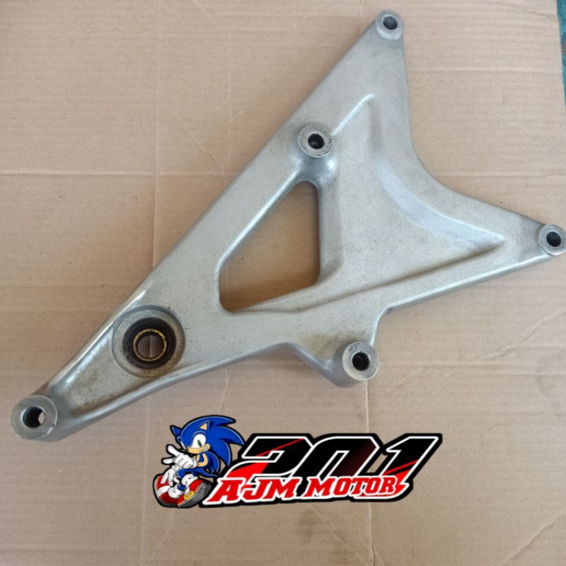 Swing arem arm Honda Vario 125 lama - vario 150 old KZR original